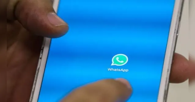 Imagem ilustrativa da notícia Empregada é indenizada após ser demitida por WhatsApp