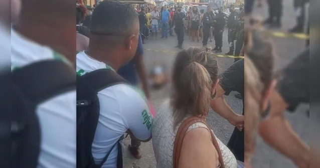 Imagem ilustrativa da notícia Vendedor morre baleado em frente a shopping em Belém