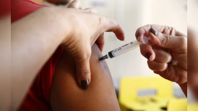 Imagem ilustrativa da notícia Ananindeua vacina pessoas com 29 anos sem comorbidades