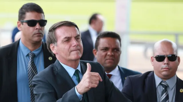 Imagem ilustrativa da notícia Bolsonaro é processado por fala racista sobre "black power"