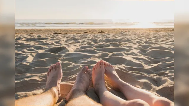 Imagem ilustrativa da notícia Sexo na praia: evite problemas ao transar na areia e no mar