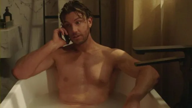 Imagem ilustrativa da notícia Nu frontal de Adam Demos em série da Netflix causa espanto