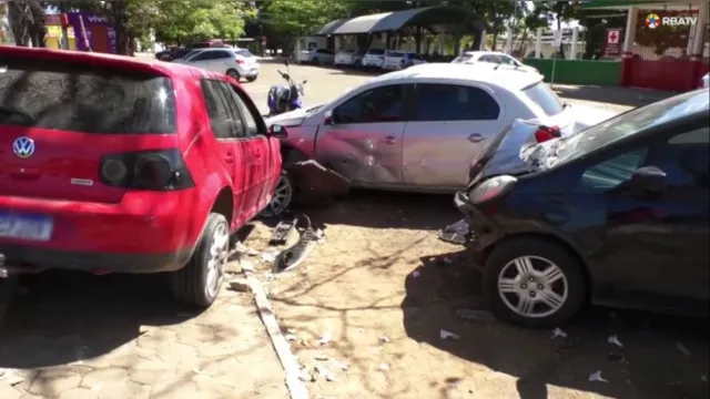 Imagem ilustrativa da notícia Marabá: jovem pega carro sem autorização e causa estrago