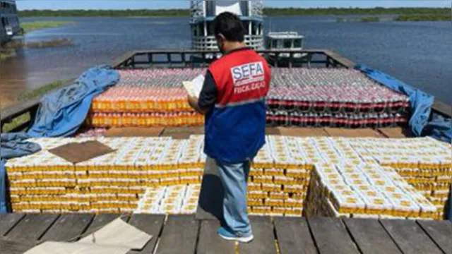 Imagem ilustrativa da notícia Pará apreende mais de 44 mil latas de cerveja em porto 