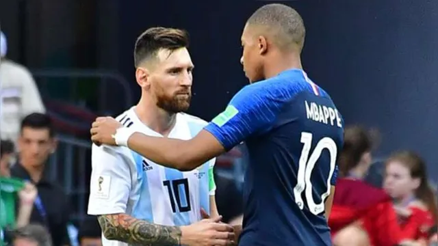 Imagem ilustrativa da notícia Mbappé não aceita jogar com Messi e quer sair do PSG