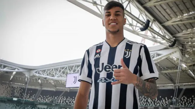 Imagem ilustrativa da notícia Ex-Santos, Kaio Jorge chega na Itália para jogar na Juventus