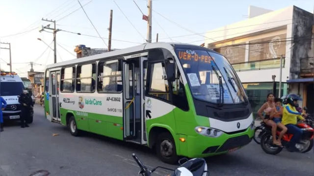 Imagem ilustrativa da notícia Condutor atropela e mata idosa que descia de ônibus em Belém