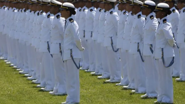 Imagem ilustrativa da notícia Marinha prorroga inscrições de três novos concursos