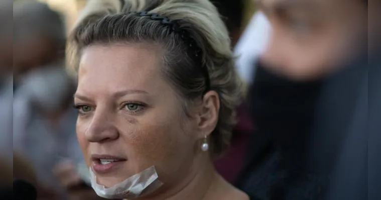 Imagem ilustrativa da notícia Após recusar, Joice Hasselman faz exame toxicológico