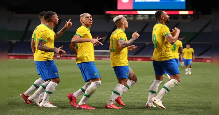Imagem ilustrativa da notícia É ouro: seleção vence Espanha e é bicampeã olímpica