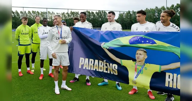 Imagem ilustrativa da notícia Richarlison ganha homenagem do Everton pelo ouro em Tóquio