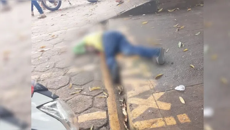 Imagem ilustrativa da notícia Mototaxista é executado a tiros em praça de Cametá 