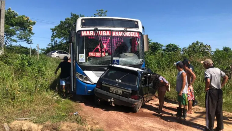 Imagem ilustrativa da notícia Vítima é esmagada em acidente de trânsito; veja o vídeo