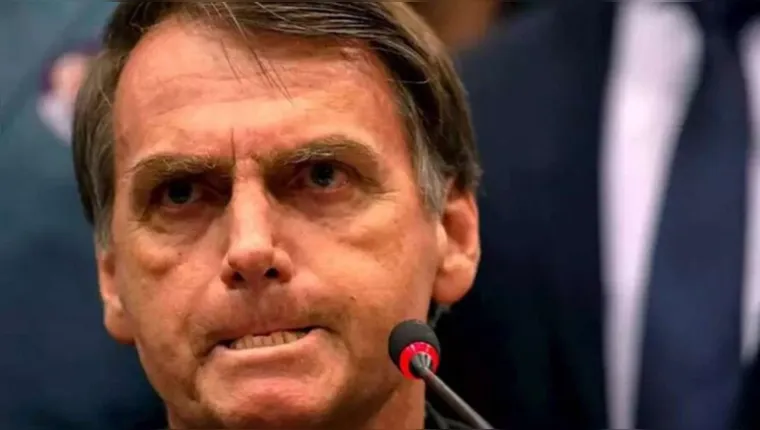 Imagem ilustrativa da notícia Bolsonaro ameaça TSE com solução contra democracia