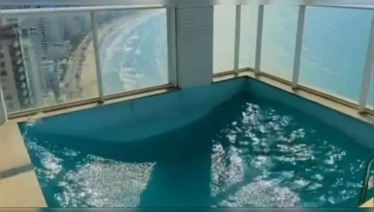 Imagem ilustrativa da notícia SC: prédio balança e cria “ondas” em piscina; assista!