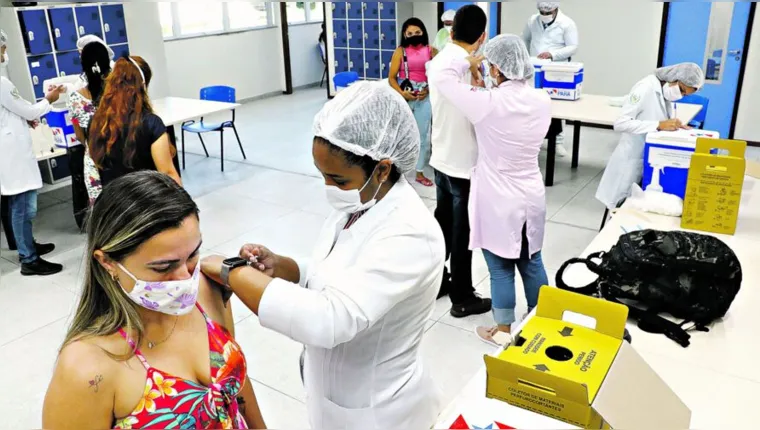 Imagem ilustrativa da notícia Belém retoma vacinação para 28 a 25 anos na quinta (29) 