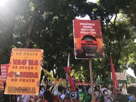 Os manifestantes se concentram em locais relativamente próximos na cidade