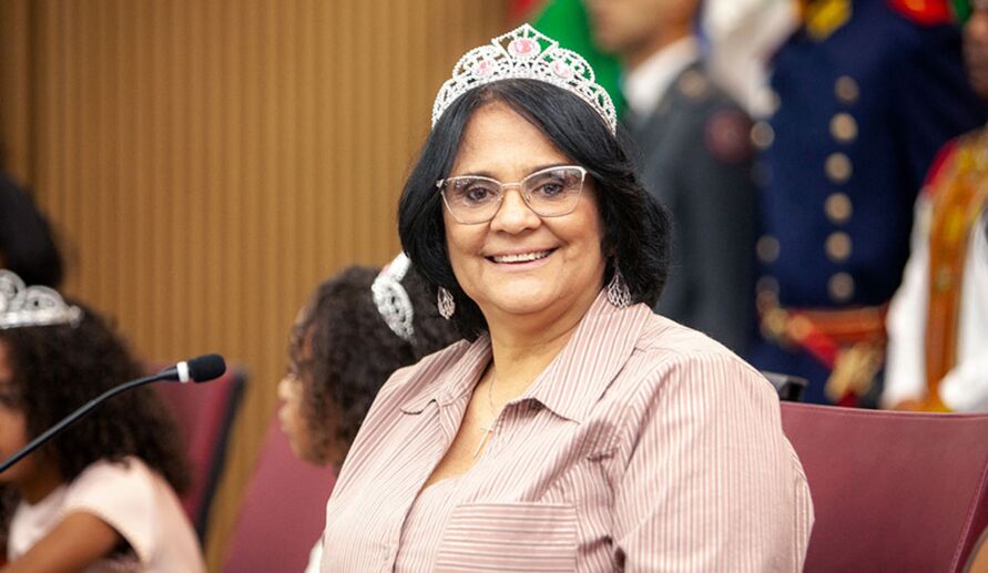 Ministra Damares pode receber o título de cidadã do Pará