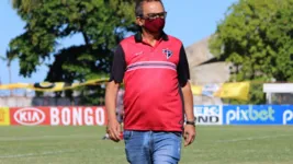 Após 7 jogos sem vencer, Francisco Diá deixa o comando técnico no Ferroviário-CE