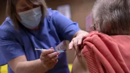 A idade média de idosos que morreram sem estar vacinadas foi de 78 anos