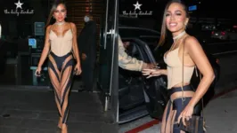 Imagem ilustrativa da notícia Anitta paga paparazzis para parecer famosa nos EUA