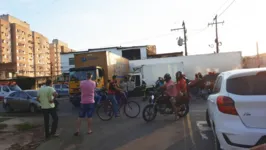 Após o ocorrido, um longo congestionamento se formou.