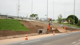 A rodovia Transamazônica (BR-230), via que corta a cidade de ponta a ponta, está recebendo um amplo projeto de paisagismo