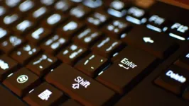 Seja no PC ou no celular, os avisos estão lá em uma grande maioria dos sites
