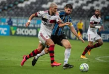 Partida entre Flamengo e Grêmio está entre os jogos desta quarta (15)