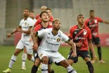 Sport Recife e Athletico Paranaense ficam no 0 x 0, na Arena da Baixada.
