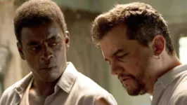 Seu Jorge vive o protagonista e Wagner Moura é o diretor do filme