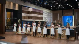 O top 10 do MasterChef tem mais um desafio na noite desta terça (26)