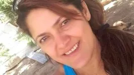 Professora Heley teve 90% do corpo queimado após salvar vidas de crianças e adultos e entrar em combate corporal com o ex-vigia da creche onde trabalhava, responsável pelo incêndio