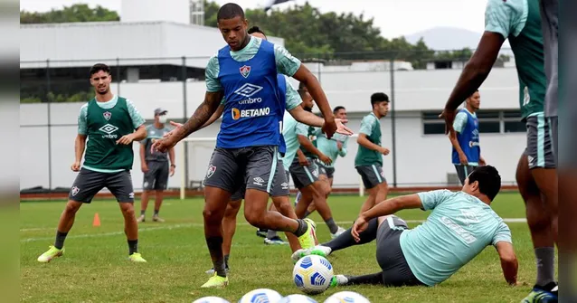 Imagem ilustrativa da notícia Fluminense enfrenta Chapecoense de olho na Libertadores