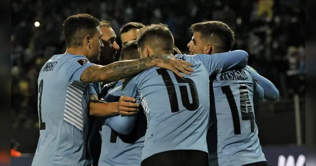Imagem ilustrativa da notícia Uruguai volta ao G4 e Equador tropeça nas Eliminatórias