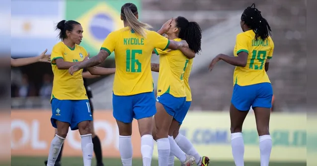 Imagem ilustrativa da notícia Brasil goleia Argentina no futebol feminino em jogo amistoso