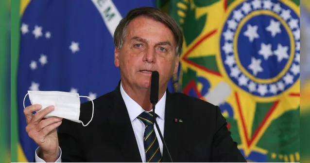 Imagem ilustrativa da notícia Bolsonaro volta atrás e decide que não vai se vacinar