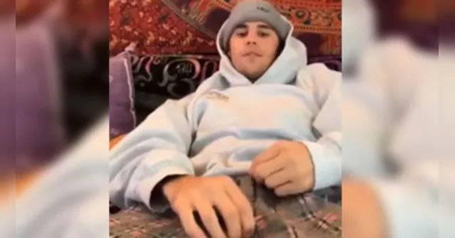 Imagem ilustrativa da notícia Justin Bieber mexe no pênis e vídeo viraliza entre fãs