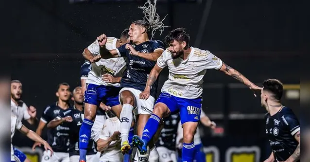 Imagem ilustrativa da notícia Ambos longe do G4: Cruzeiro não vence o Remo há 42 anos