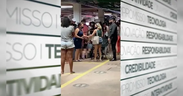 Imagem ilustrativa da notícia Adolescente desmaia na fila da vacina em Belém