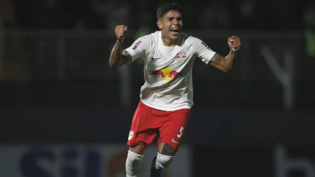 Imagem ilustrativa da notícia Vídeo: Bragantino mira Libertadores após vitória na Série A