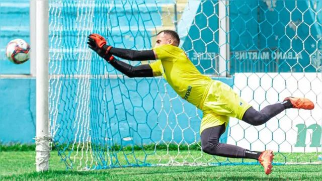 Imagem ilustrativa da notícia Goleiro do Paysandu espera encontrar Fiel Bicolor na 2ª fase