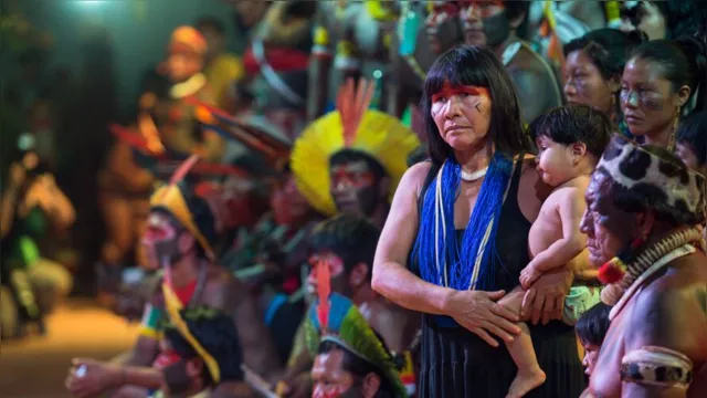 Imagem ilustrativa da notícia Crianças indígenas são ‘sugadas’ por balsa de garimpo ilegal