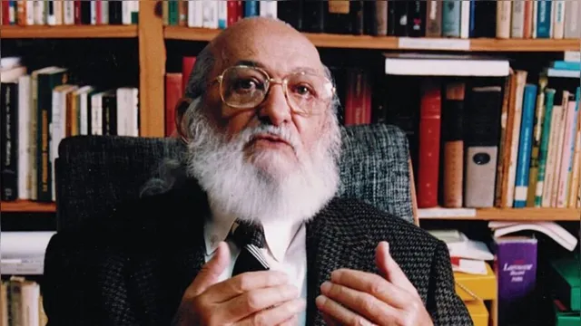 Imagem ilustrativa da notícia 100 anos de Paulo Freire: 17 livros para baixar de graça