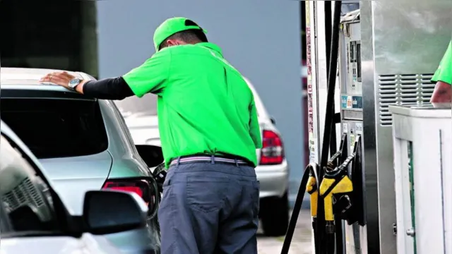 Imagem ilustrativa da notícia Preço do litro da gasolina no Pará já está perto de R$ 7