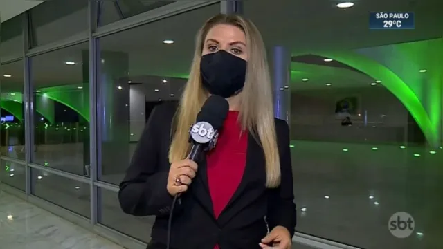Imagem ilustrativa da notícia Repórter do SBT é barrada por roupa no Palácio do Planalto