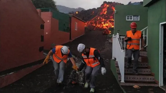 Imagem ilustrativa da notícia Vídeo:
vulcão nas Canárias sofre nova erupção. Veja!