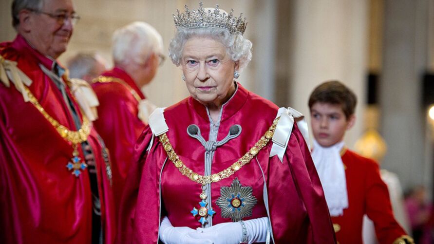 Rainha Elizabeth  é a dona do trono desde 1952