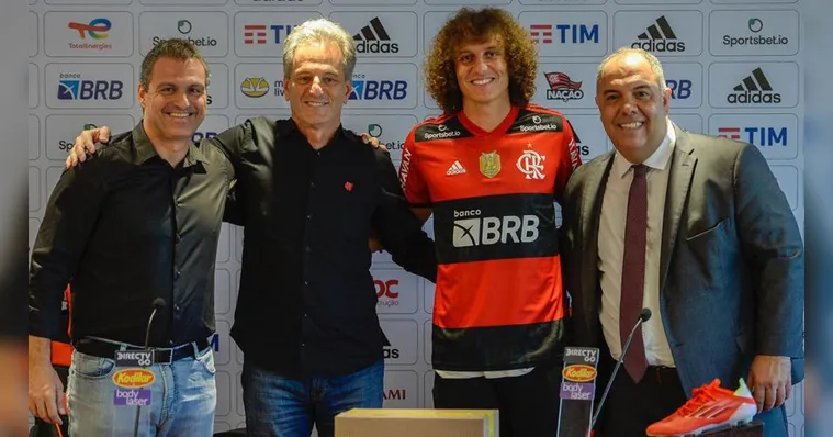 Imagem ilustrativa da notícia Vídeo: David Luiz se apresenta para reforçar o Flamengo