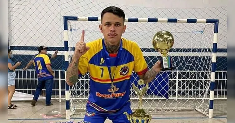 Imagem ilustrativa da notícia Corpo do jogador Bruninho é velado em Belém